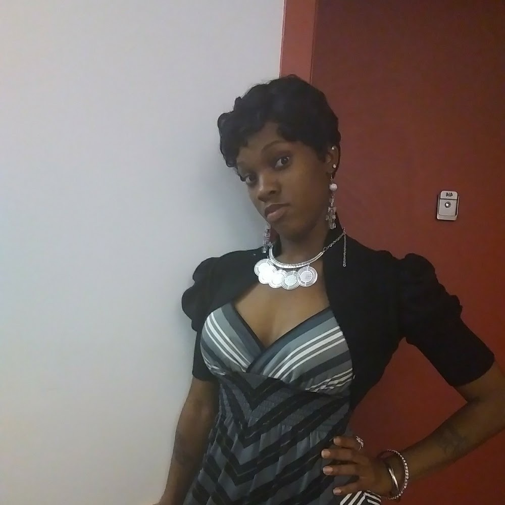 Meet your Posher, Tanisha